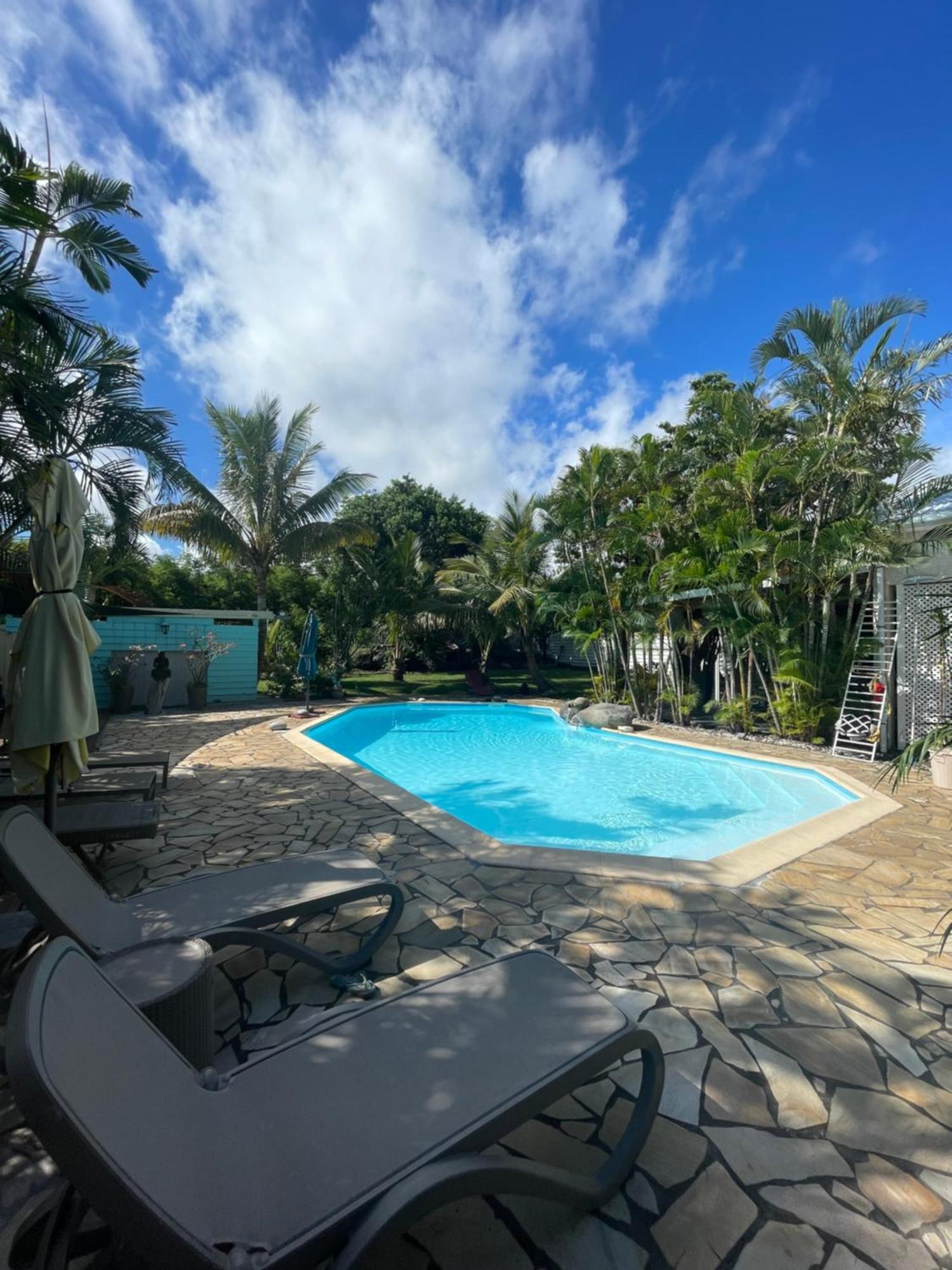 Villa Albizia 974 Avec Piscine Et Spa Saint Pierre Luaran gambar